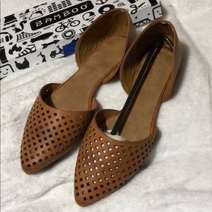 Bamboo brand Flats